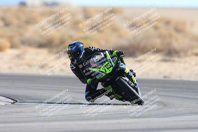 media/Jan-10-2025-CVMA Friday Practice (Fri) [[489e0da257]]/Group 4 and Trackday/Session 4 (Turn 16)/